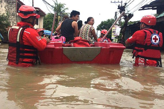 Heavy, continuous monsoon rain across East Asia  tests humanitarian system as IFRC announces emergency cash for Philippines