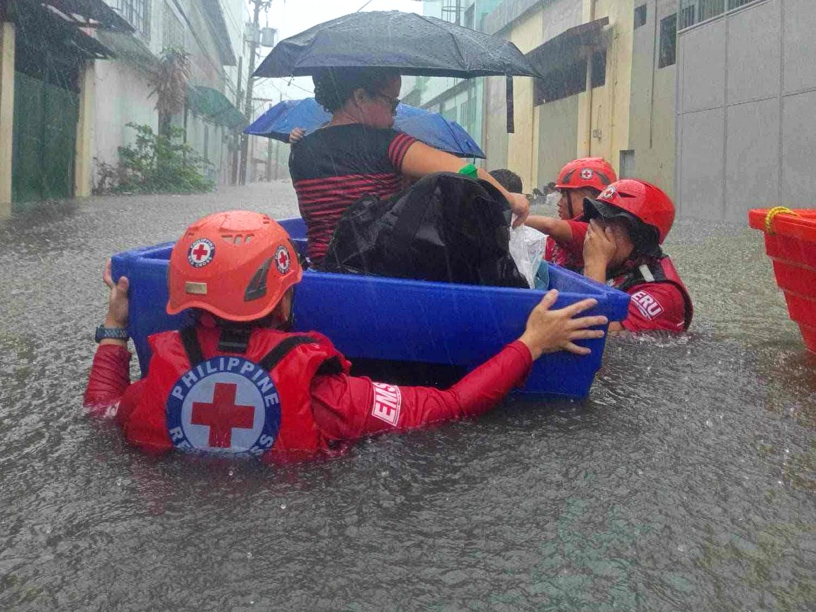 ‘Floods as deep as a one-storey building in downtown Manila’